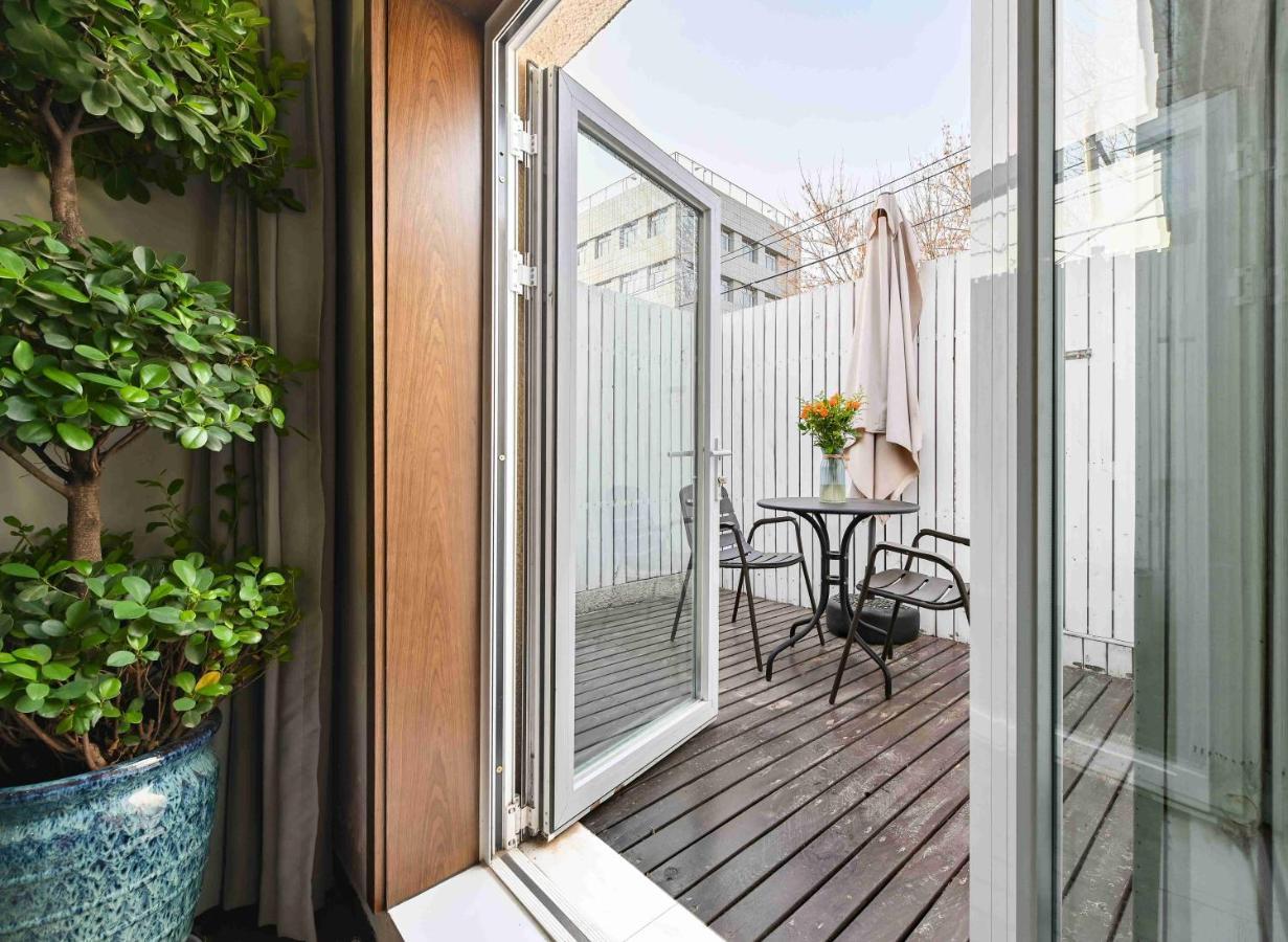 Xingshe Alley Courtyard Hotel Beijing Wangfujing Forbidden City Branch - Breakfast Included & English Speaking Reception & Free Wifi And Laundry Room & Hutong Culture & Cat-Keeping & Flower-Growing Terrace & One Day Tour Service & Free Coffee Buitenkant foto