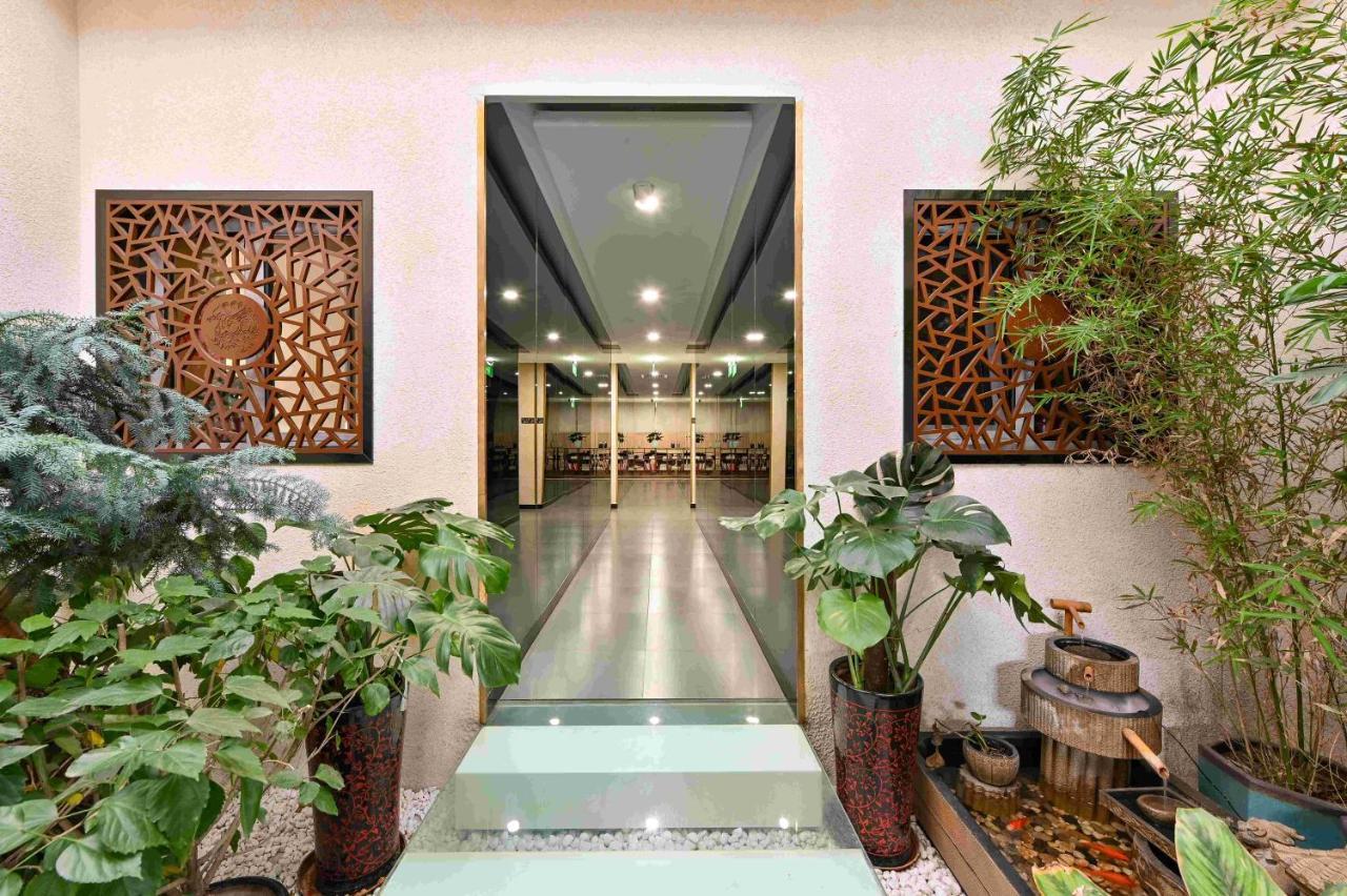 Xingshe Alley Courtyard Hotel Beijing Wangfujing Forbidden City Branch - Breakfast Included & English Speaking Reception & Free Wifi And Laundry Room & Hutong Culture & Cat-Keeping & Flower-Growing Terrace & One Day Tour Service & Free Coffee Buitenkant foto