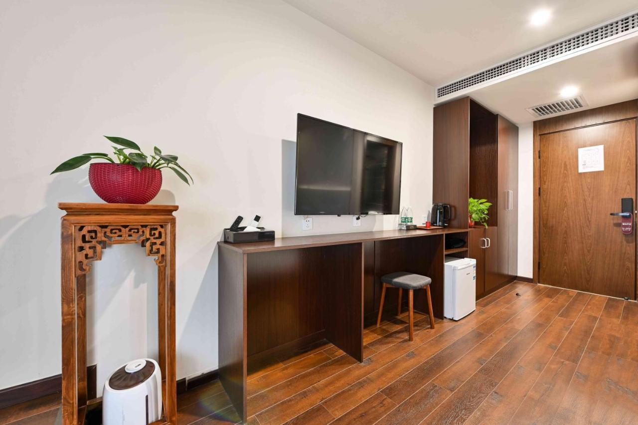 Xingshe Alley Courtyard Hotel Beijing Wangfujing Forbidden City Branch - Breakfast Included & English Speaking Reception & Free Wifi And Laundry Room & Hutong Culture & Cat-Keeping & Flower-Growing Terrace & One Day Tour Service & Free Coffee Buitenkant foto