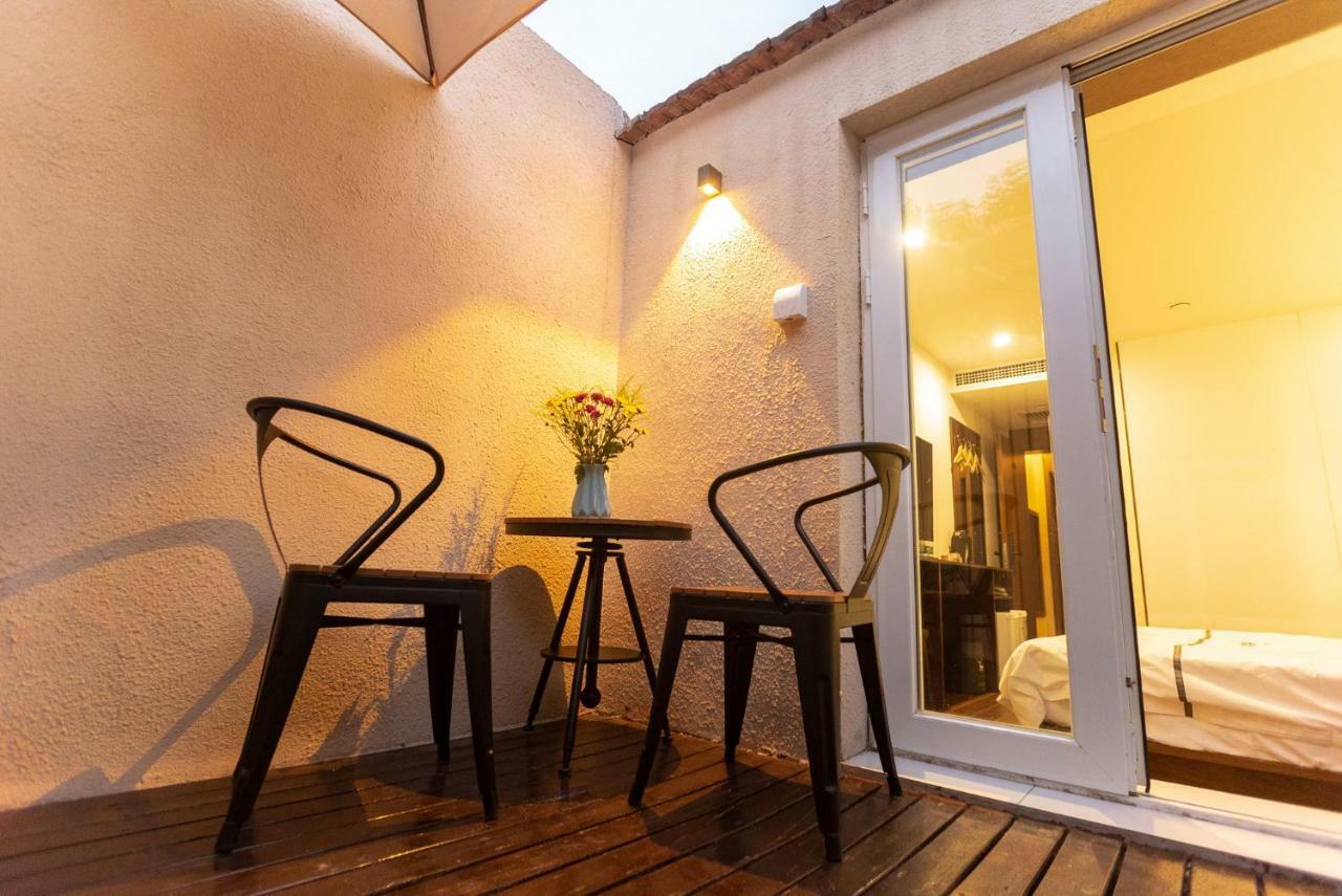 Xingshe Alley Courtyard Hotel Beijing Wangfujing Forbidden City Branch - Breakfast Included & English Speaking Reception & Free Wifi And Laundry Room & Hutong Culture & Cat-Keeping & Flower-Growing Terrace & One Day Tour Service & Free Coffee Buitenkant foto