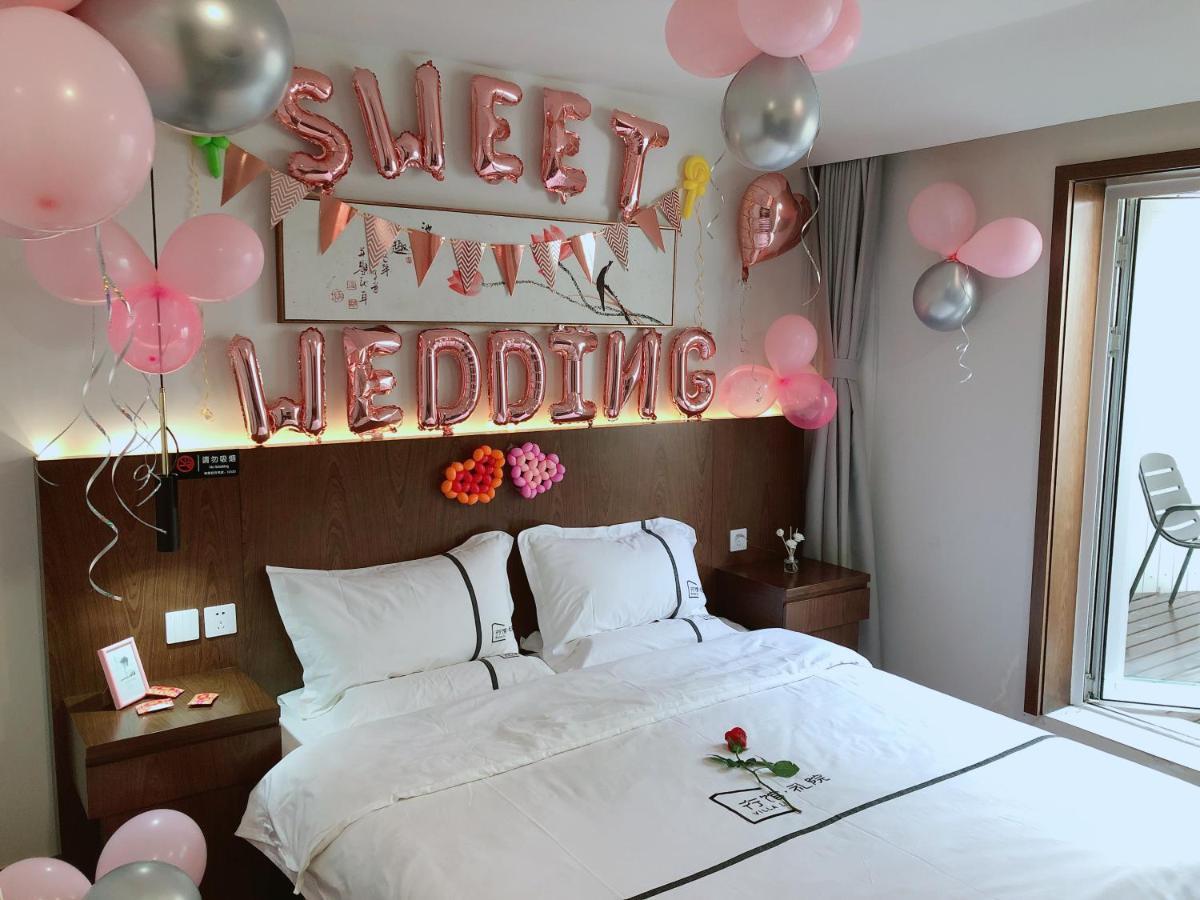 Xingshe Alley Courtyard Hotel Beijing Wangfujing Forbidden City Branch - Breakfast Included & English Speaking Reception & Free Wifi And Laundry Room & Hutong Culture & Cat-Keeping & Flower-Growing Terrace & One Day Tour Service & Free Coffee Buitenkant foto